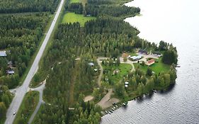 Ristijaerven Pirtti Cottage Village